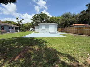 12235 NE 12th Pl, North Miami FL 33161