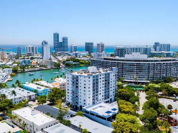 6900 Bay Dr 6G, Miami Beach FL 33141