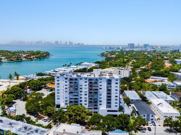 6900 Bay Dr 6G, Miami Beach FL 33141