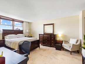 6900 Bay Dr 6G, Miami Beach FL 33141