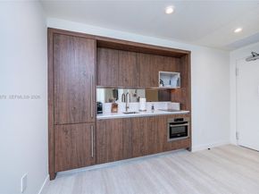 1611 SW 2nd Ave 216, Miami FL 33129