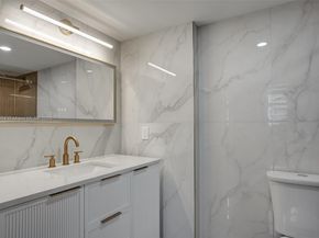 1200 Brickell Bay Dr 2501, Miami FL 33131