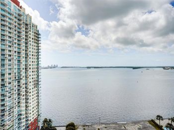 1200 Brickell Bay Dr
