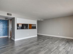 1200 Brickell Bay Dr 2501, Miami FL 33131