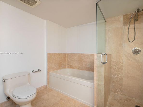 3232 SW 22nd Ter 1504, Miami FL 33145