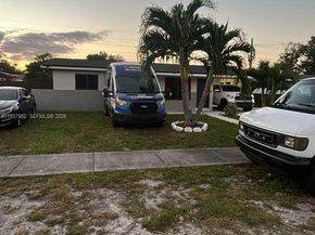 2041 NW 30th Way, Fort Lauderdale FL 33311