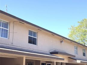 451 NE 136th St III314, North Miami FL 33161