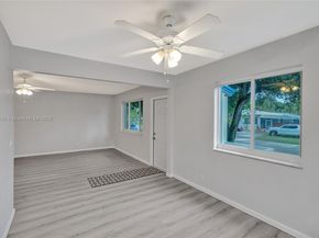 1611 N 26th Ave, Hollywood FL 33020