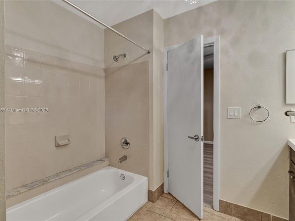 1611 N 26th Ave, Hollywood FL 33020