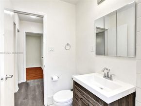 1611 N 26th Ave, Hollywood FL 33020