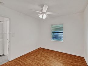 1611 N 26th Ave, Hollywood FL 33020