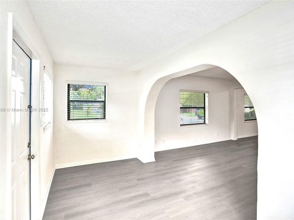 1611 N 26th Ave, Hollywood FL 33020
