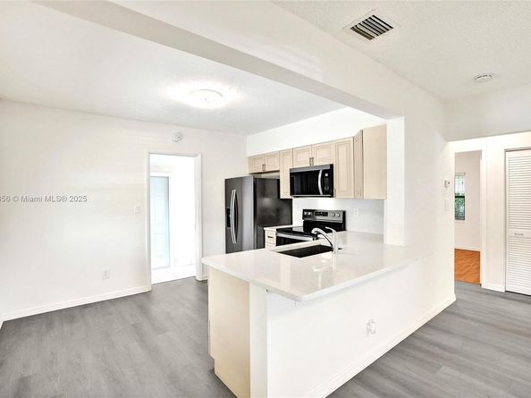 1611 N 26th Ave, Hollywood FL 33020