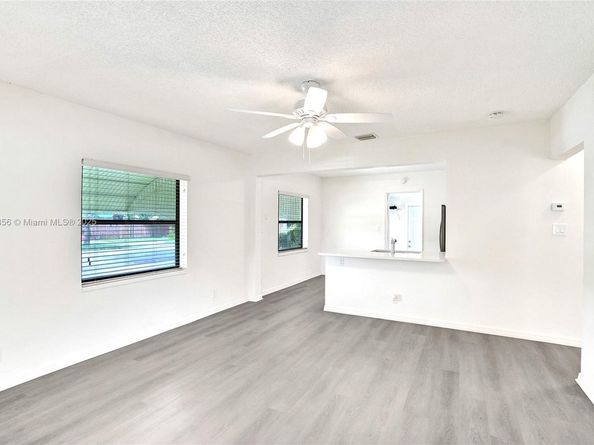 1611 N 26th Ave, Hollywood FL 33020