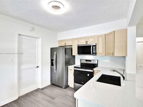 1611 N 26th Ave, Hollywood FL 33020