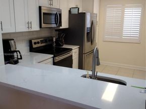 240 Captains Walk 5140, Delray Beach FL 33483