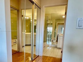 240 Captains Walk 5140, Delray Beach FL 33483