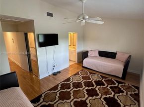 240 Captains Walk 5140, Delray Beach FL 33483