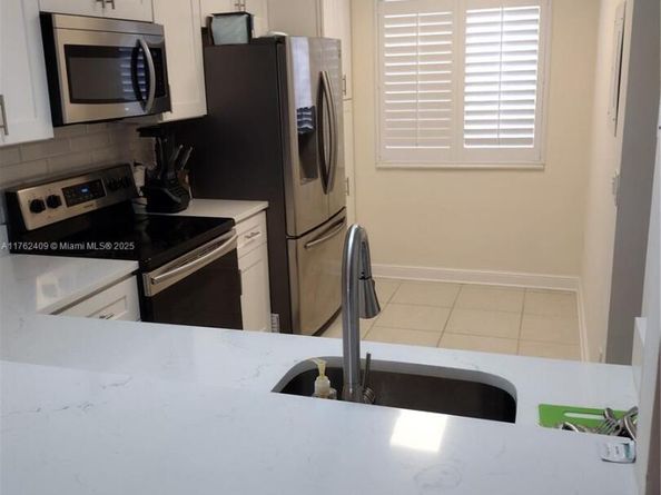240 Captains Walk 5140, Delray Beach FL 33483