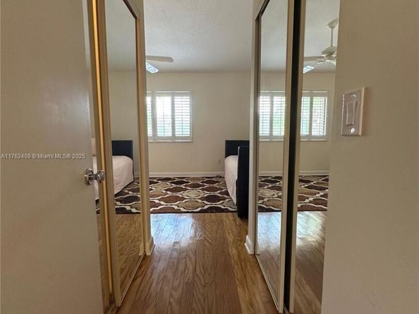 240 Captains Walk 5140, Delray Beach FL 33483