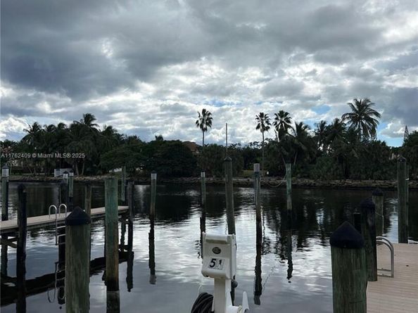 240 Captains Walk 5140, Delray Beach FL 33483