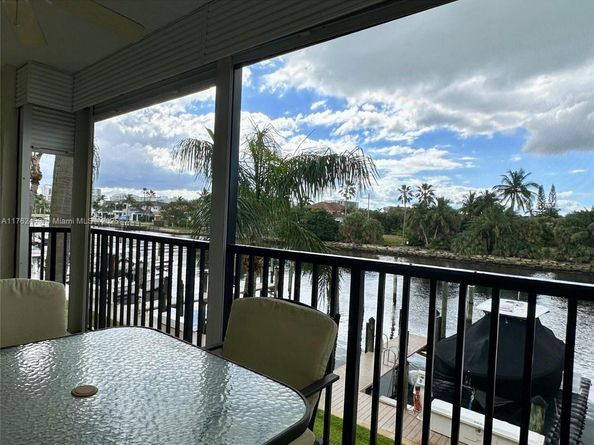 240 Captains Walk 5140, Delray Beach FL 33483
