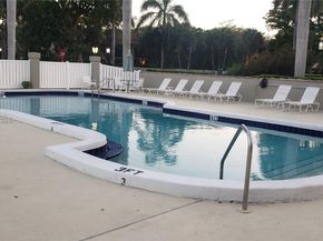 240 Captains Walk 5140, Delray Beach FL 33483