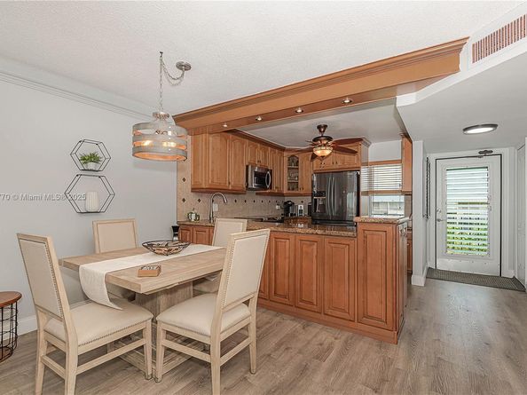 4800 Hillcrest Ln 501, Hollywood FL 33021