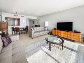 1331 Brickell Bay Dr 1105, Miami FL 33131