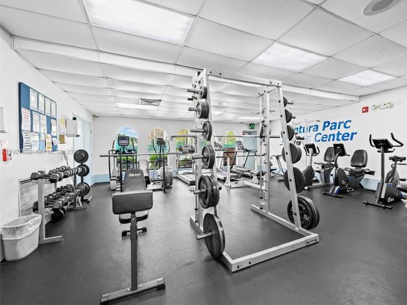 1961 NW 35TH Ave, Coconut Creek FL 33066