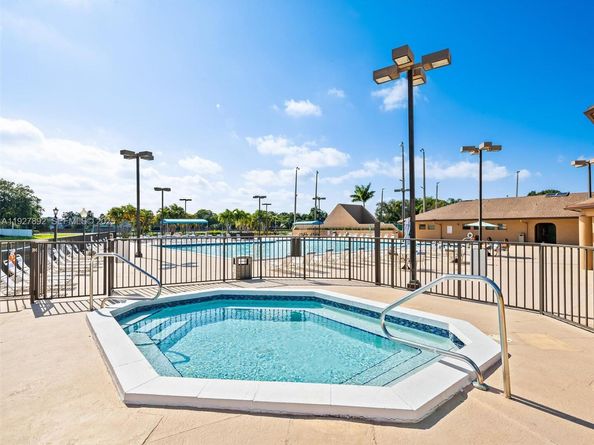 1961 NW 35TH Ave, Coconut Creek FL 33066