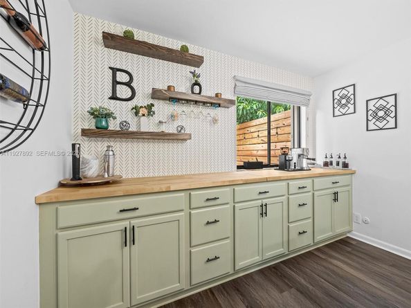 1961 NW 35TH Ave, Coconut Creek FL 33066