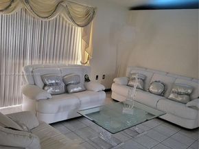 6771 NW 199th Ter, Hialeah FL 33015
