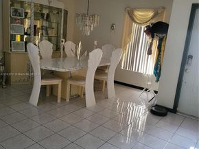 6771 NW 199th Ter, Hialeah FL 33015