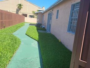 6771 NW 199th Ter, Hialeah FL 33015
