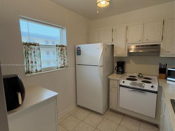 4441 NW 16th St J205, Lauderhill FL 33313