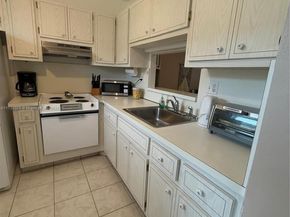 4441 NW 16th St J205, Lauderhill FL 33313