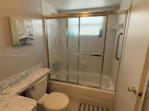 4441 NW 16th St J205, Lauderhill FL 33313