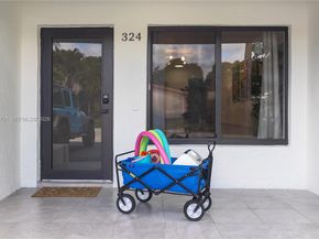 324 Sterling Ave, Delray Beach FL 33444