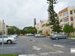 2201 NW 41st Ave 108, Lauderhill FL 33313