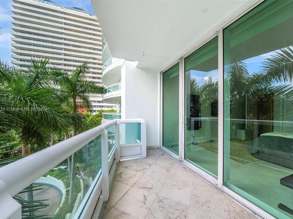 1643 Brickell Ave 704, Miami FL 33129