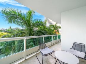 1643 Brickell Ave 704, Miami FL 33129