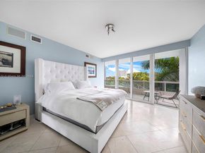 1643 Brickell Ave 704, Miami FL 33129