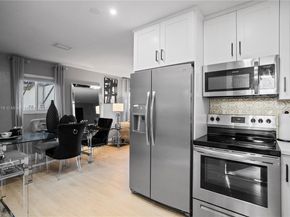 1000 N 71st Ter, Hollywood FL 33024