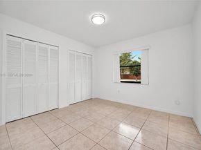 6427 SW 135th Ave, Miami FL 33183