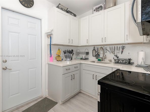 15955 W Bunche Park Dr, Miami Gardens FL 33054