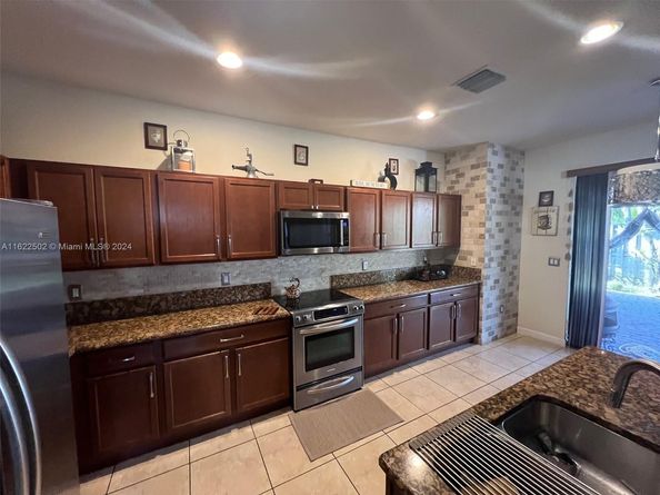11922 SW 154th Path, Miami FL 33196