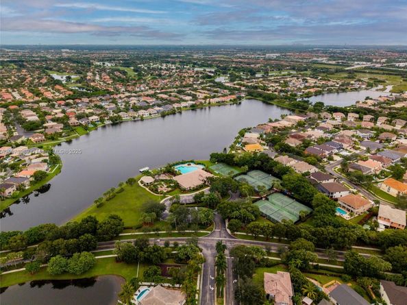 15025 SW 19th Ct, Miramar FL 33027