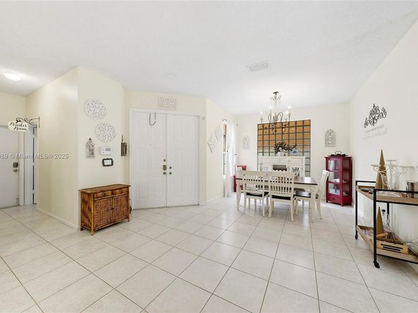 15025 SW 19th Ct, Miramar FL 33027