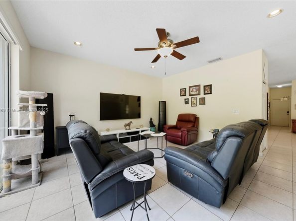 15025 SW 19th Ct, Miramar FL 33027